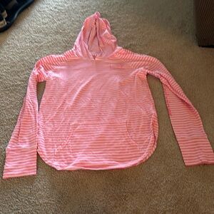 Vineyard vines striped hoodie thin cotton